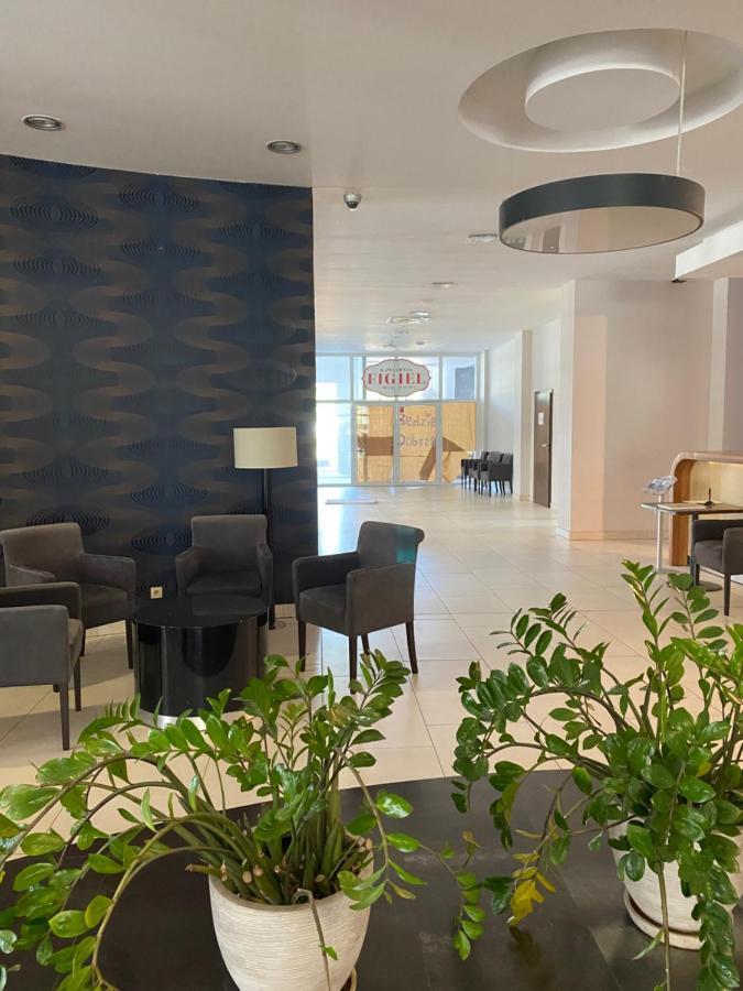 Apartament Prywatny Salon Z Aneksem Kuchennym I Sypialnia W Hotelu Diva Kolobrzeg Exterior photo