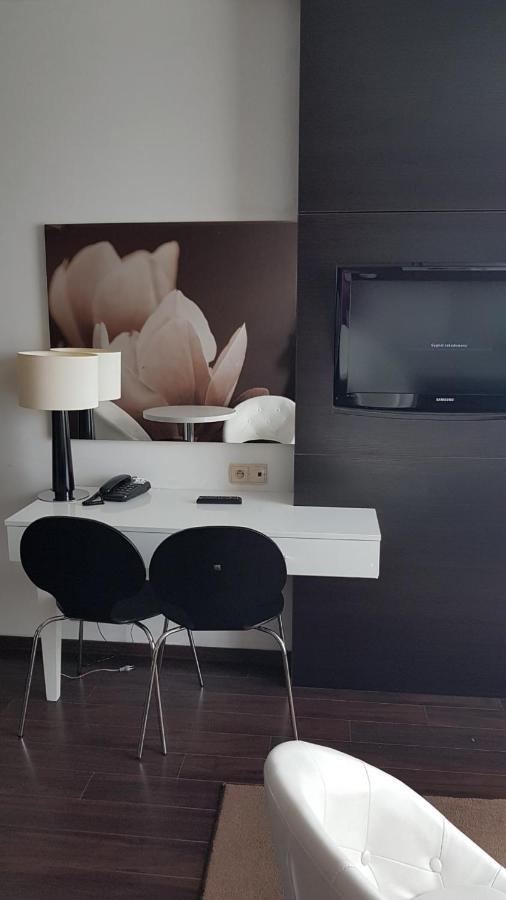 Apartament Prywatny Salon Z Aneksem Kuchennym I Sypialnia W Hotelu Diva Kolobrzeg Exterior photo